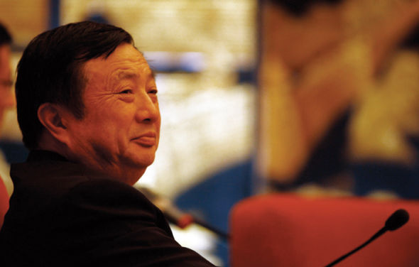 任正非是中國(guó)最優(yōu)秀企業(yè)家之一，華為是中國(guó)最優(yōu)秀企業(yè)之一，但在繁華背后，管理結(jié)構(gòu)、企業(yè)文化和國(guó)際化困境讓任正非倍感掣肘。